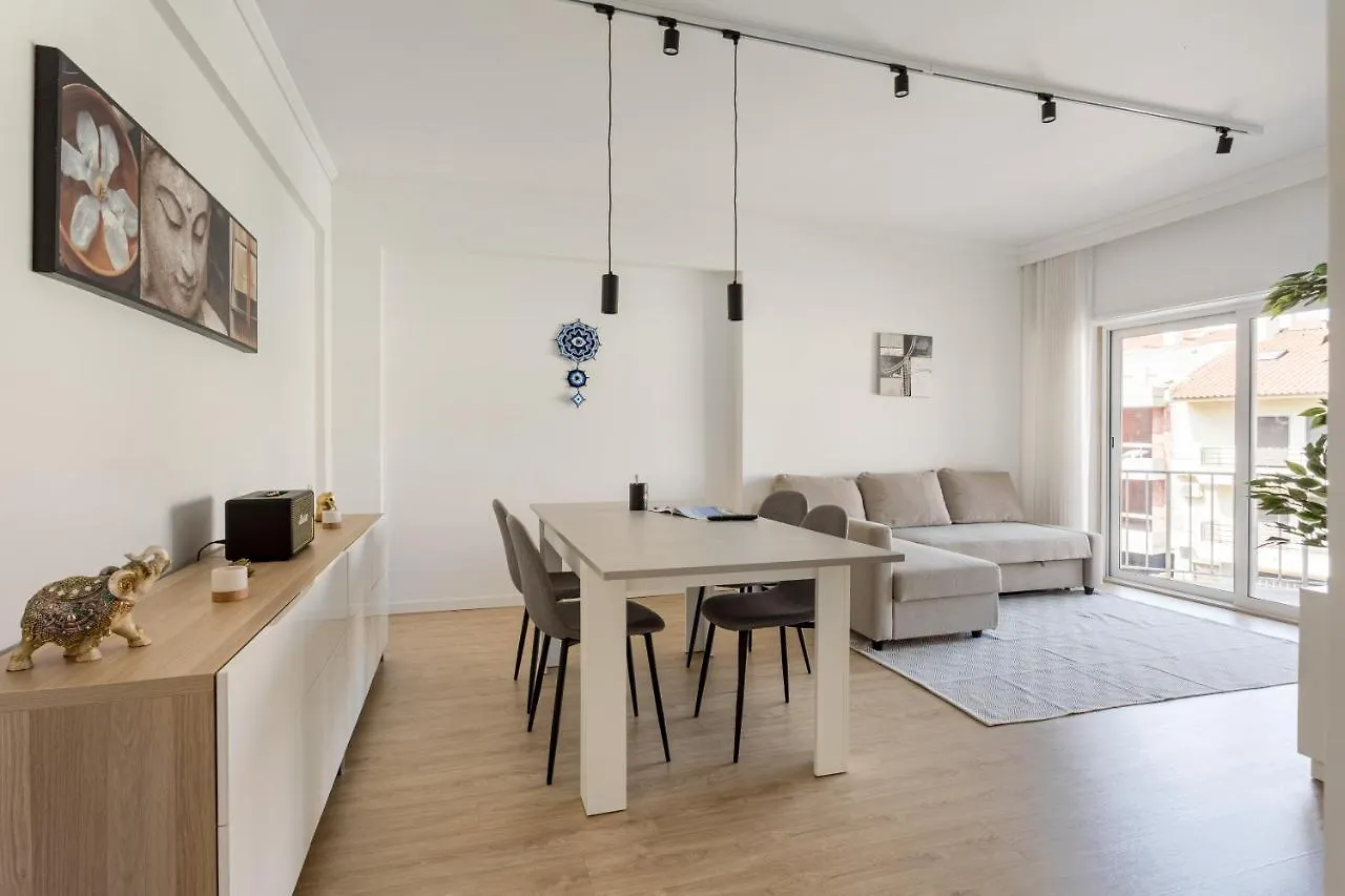 Joivy Cosy Apt In Parede Near The Beach Apartment