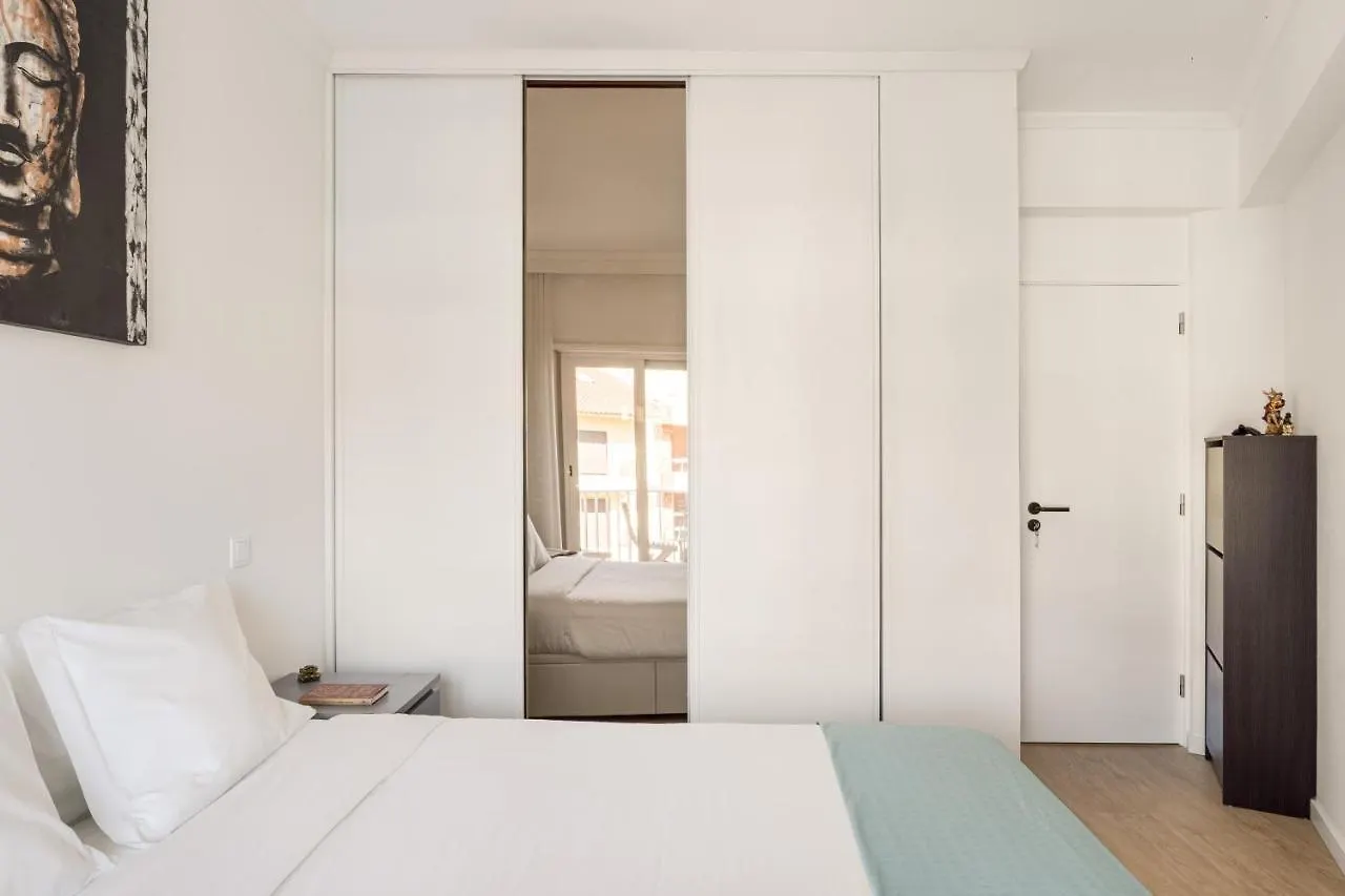 Apartment Joivy Cosy Apt In Parede Near The Beach